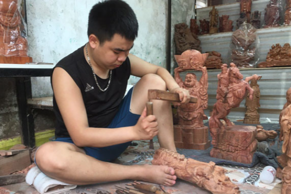 Làng nghề điêu khắc mộc thôn Thượng Cung