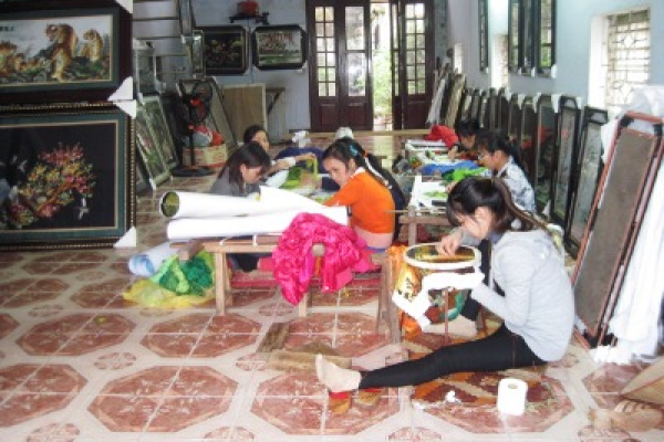 Làng nghề thêu ren Thắng Lợi
