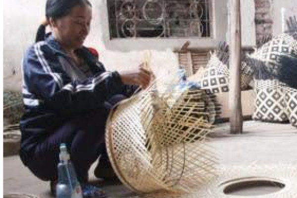 Làng nghề đan cót nan xuất khẩu thôn Muôn