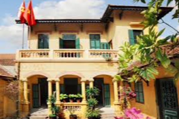 Di tích tưởng niệm Bác Hồ tại Vạn Phúc