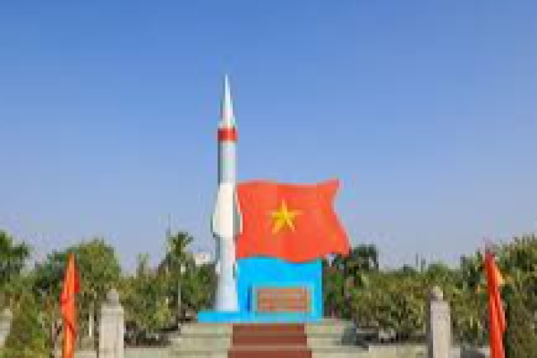 Trận địa tên lửa Chèm