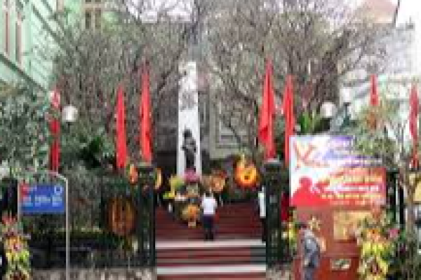 Di tích Khâm Thiên