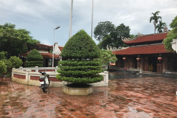 Đình Trung Văn