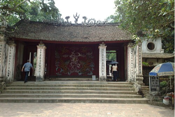 Đền Và (Đông Cung)