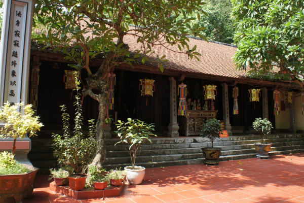 Chùa Trầm