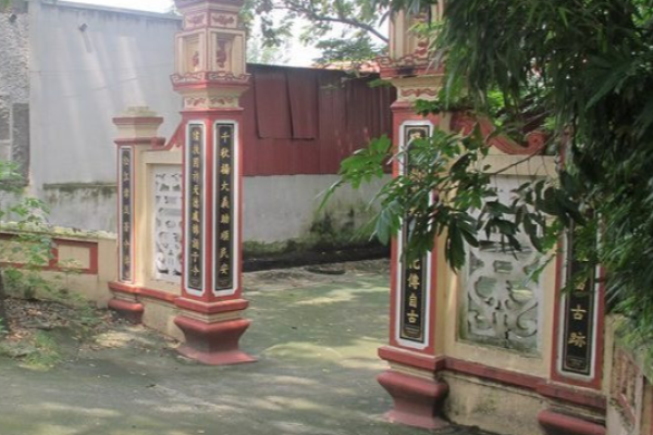 Đền Trúc Lâm