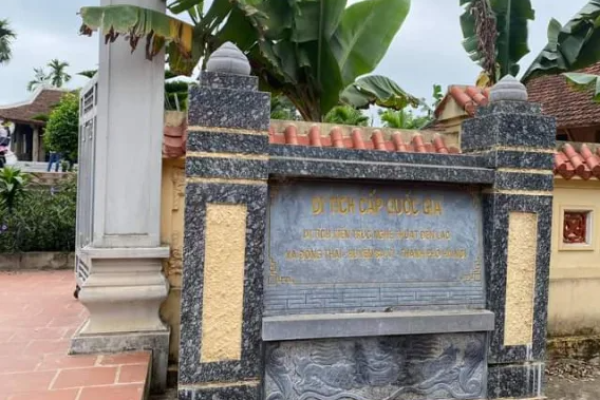 Đền Lác