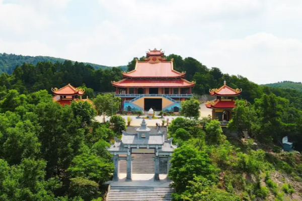 Thiền viện Trúc Lâm Phượng Hoàng