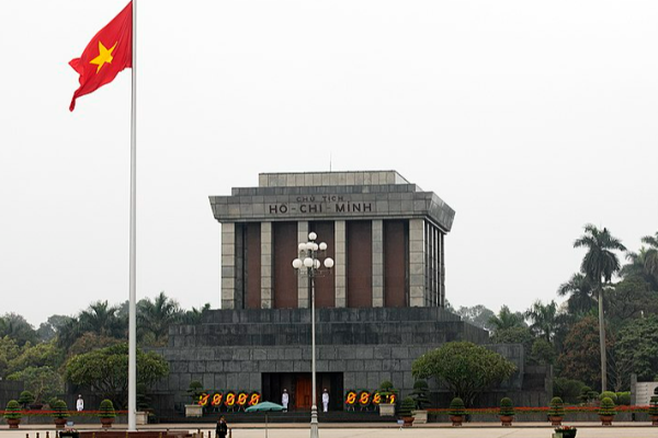 Lăng Chủ tịch Hồ Chí Minh