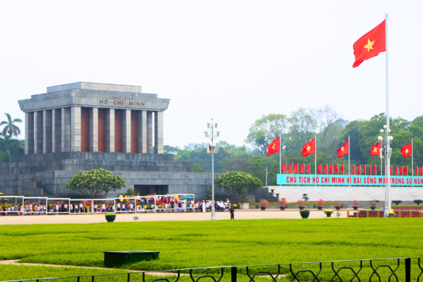 Lăng Chủ tịch Hồ Chí Minh