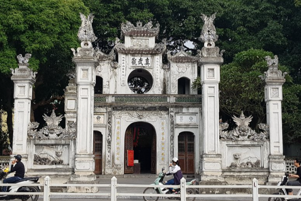 Đền Quán Thánh