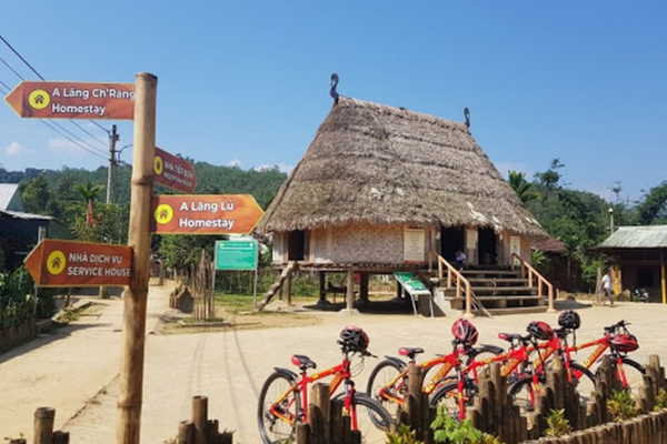 Làng văn hóa cộng đồng Ta Lang