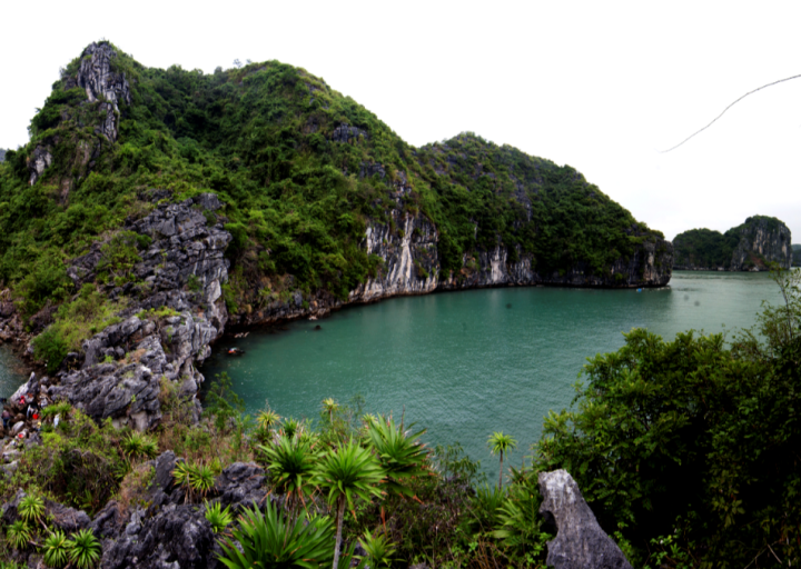 Hang Ba Hầm