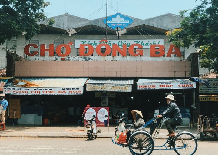 Chợ Đông Ba 