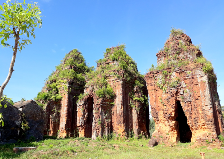 Tháp Chăm Khương Mỹ