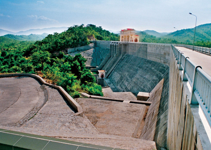 Hồ Tân Giang