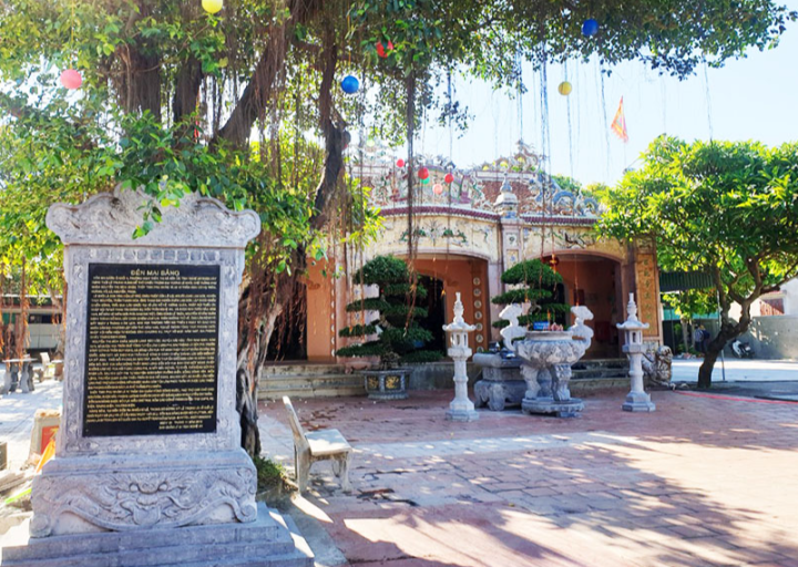 Đền Mai Bảng