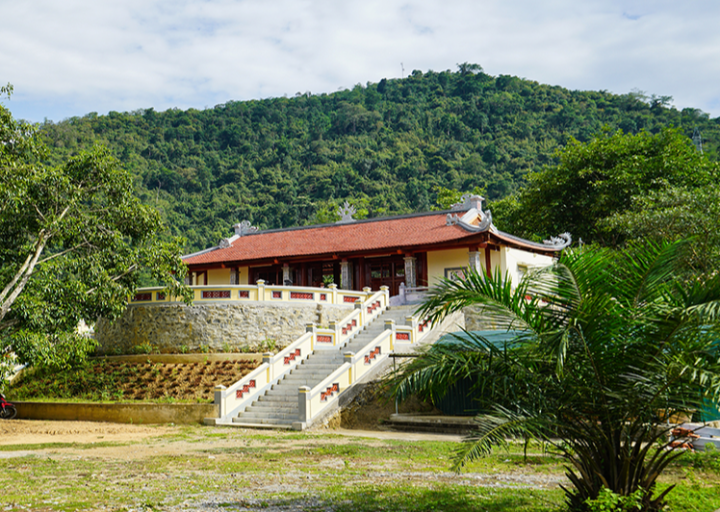 Đền Pu Nhạ Thầu, huyện Kỳ Sơn