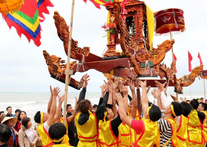 Lễ cầu ngư, Quỳnh Phương