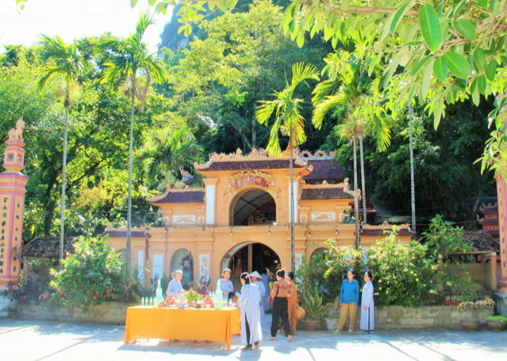 Đền Cửa Lũy