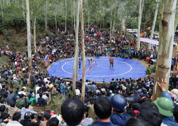 Hội Vật Cù 