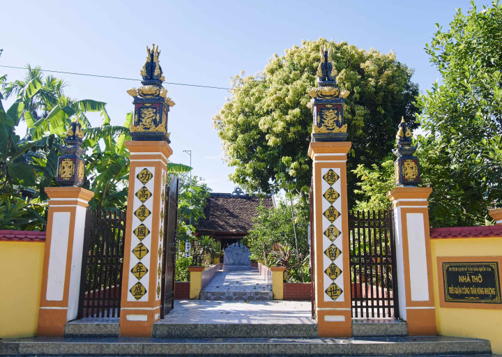 Đền Thờ Trần Hưng Học