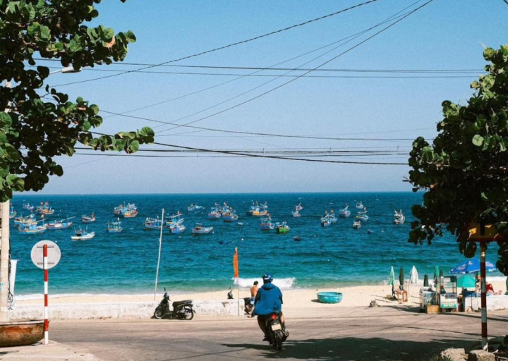 Làng chài Nhơn Lý
