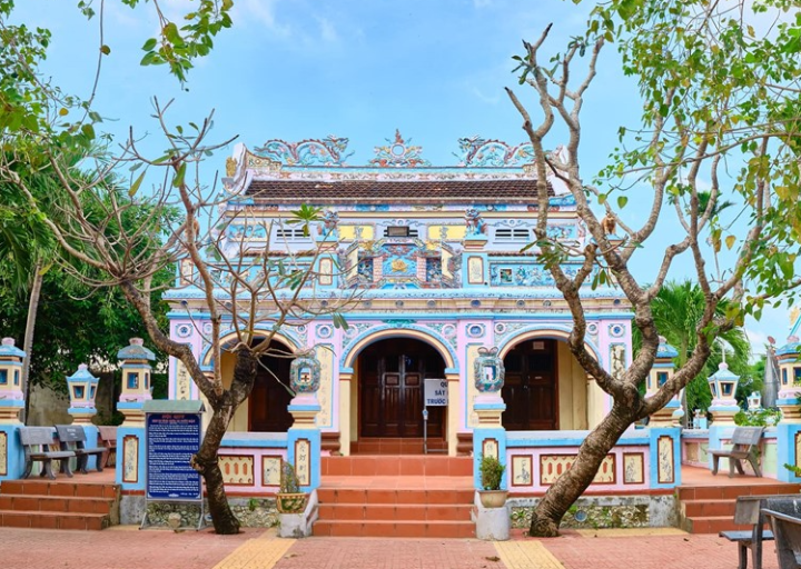 Chùa Bà Nước Mặn 
