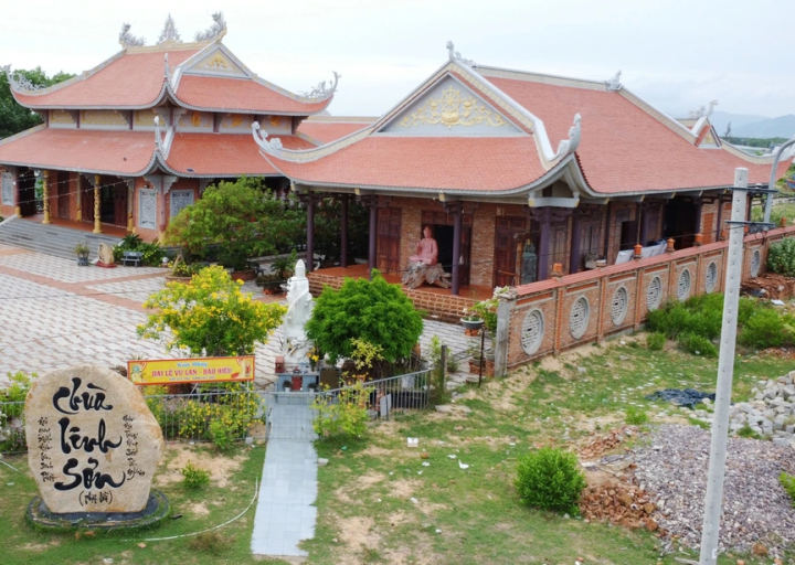 Chùa Linh Sơn 