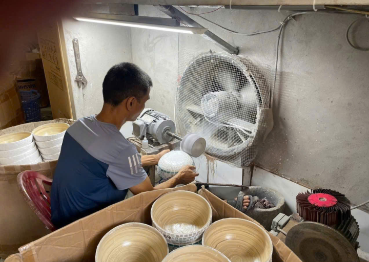Làng nghề sơn khảm thôn Bối Khê
