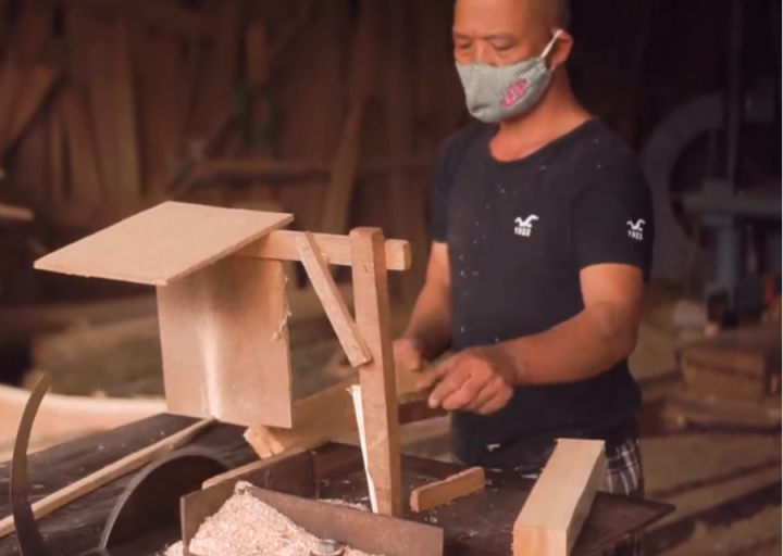 Làng nghề mộc dân dụng và chế biến lâm sản Ngô Sài