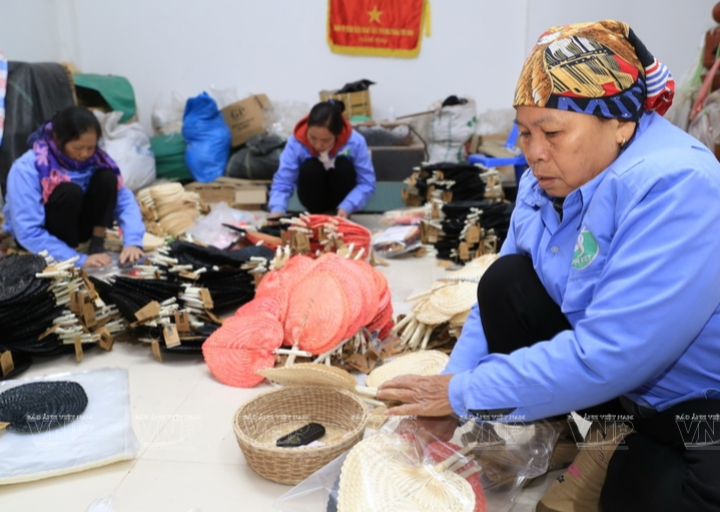 Làng nghề mây tre đan Bình Phú