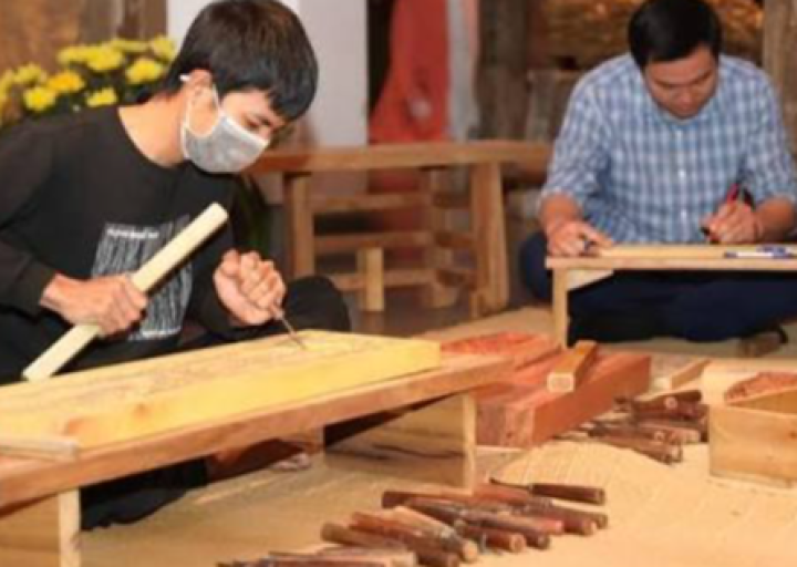 Làng nghề mộc truyền thống thôn Áng Phao
