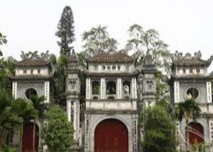 Chùa Bát Tháp