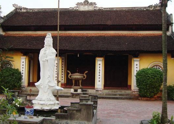 Chùa Dục Tú (Tiên Cảnh)