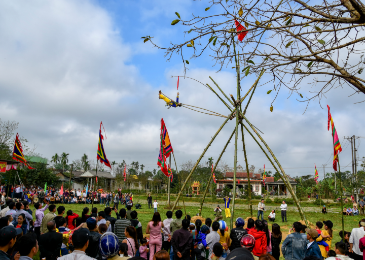 Lễ hội Đu Tiên