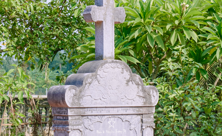 Mộ Nguyễn Trường Tộ