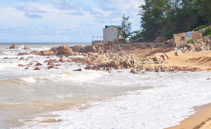 Bãi Biển Quỳnh Lập