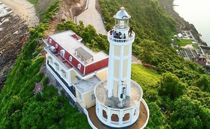 Ngọn hải đăng Cô Tô