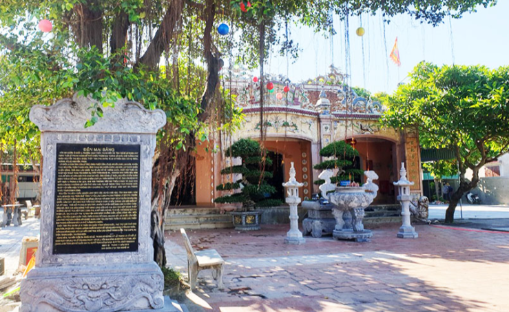 Đền Mai Bảng