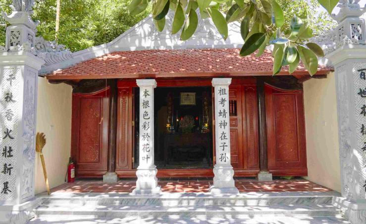 Mộ và đền thờ Đoàn Nhữ Hài