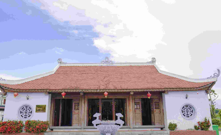 Khu lưu niệm đồng chí Phùng Chí Kiên