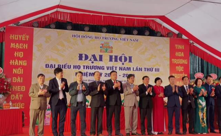 Lễ hợp tế tại nhà thờ Trương Đặng Công