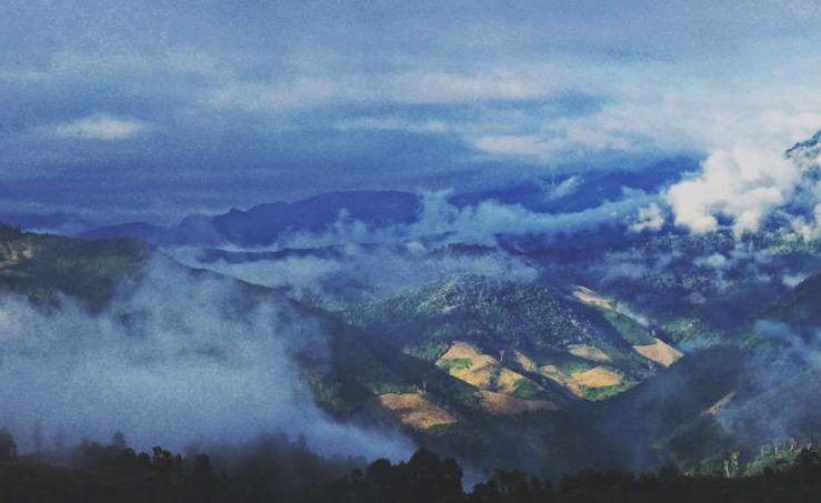 Cổng trời Mường Lống