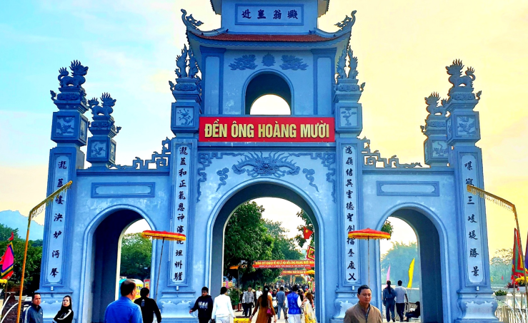 Lễ hội Đền Hoàng Mười