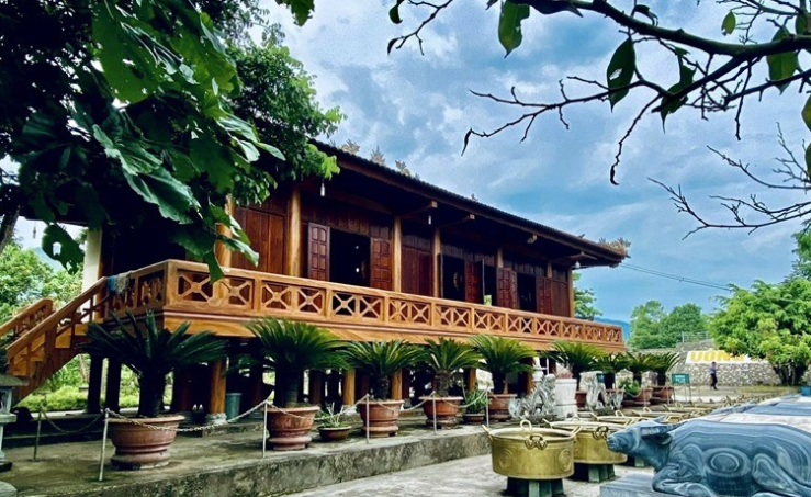Lễ hội Đền Chín Gian
