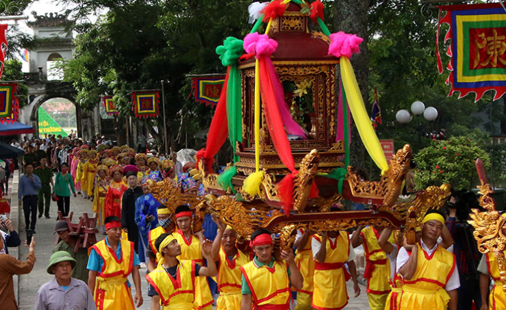 Lễ hội đền thờ Trần Hưng Đạo