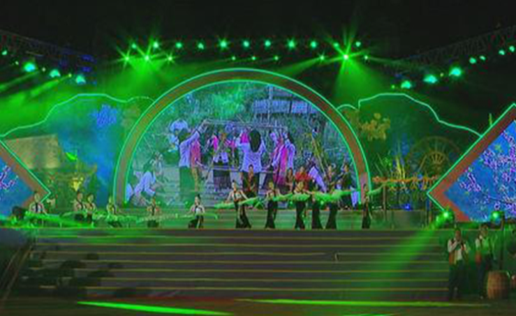 Đêm hội sắc xuân miền tây Nghệ An