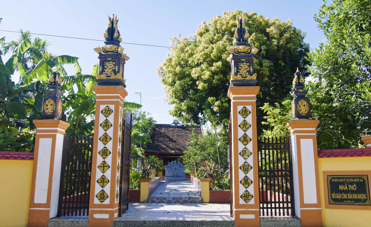 Đền Thờ Trần Hưng Học