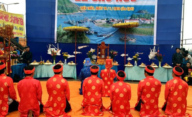 Lễ hội cầu ngư, Tiến Thủy 